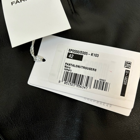 NEW Patrizia Pepe Essential Belted Black Faux Leather High Waist Trouser Shorts - Picture 12 of 13